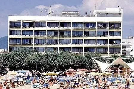 Mont-rosa 3* Calella