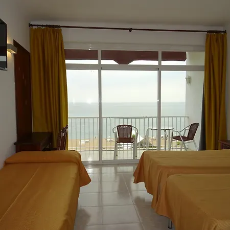 Mont-rosa 3* Calella