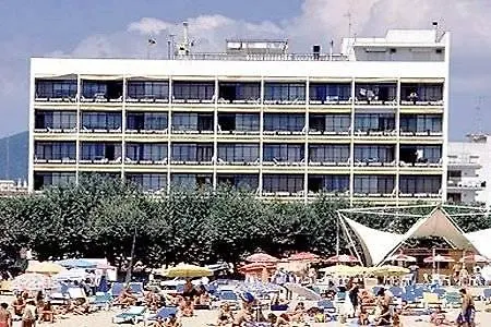Mont-rosa 3* Calella