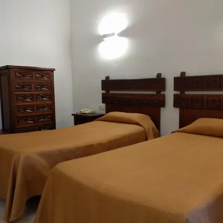 Hotel Mont-rosa 3*